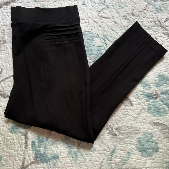 Cleo petites XXL NWOT black leggings silver buttons - Picture 3 of 7